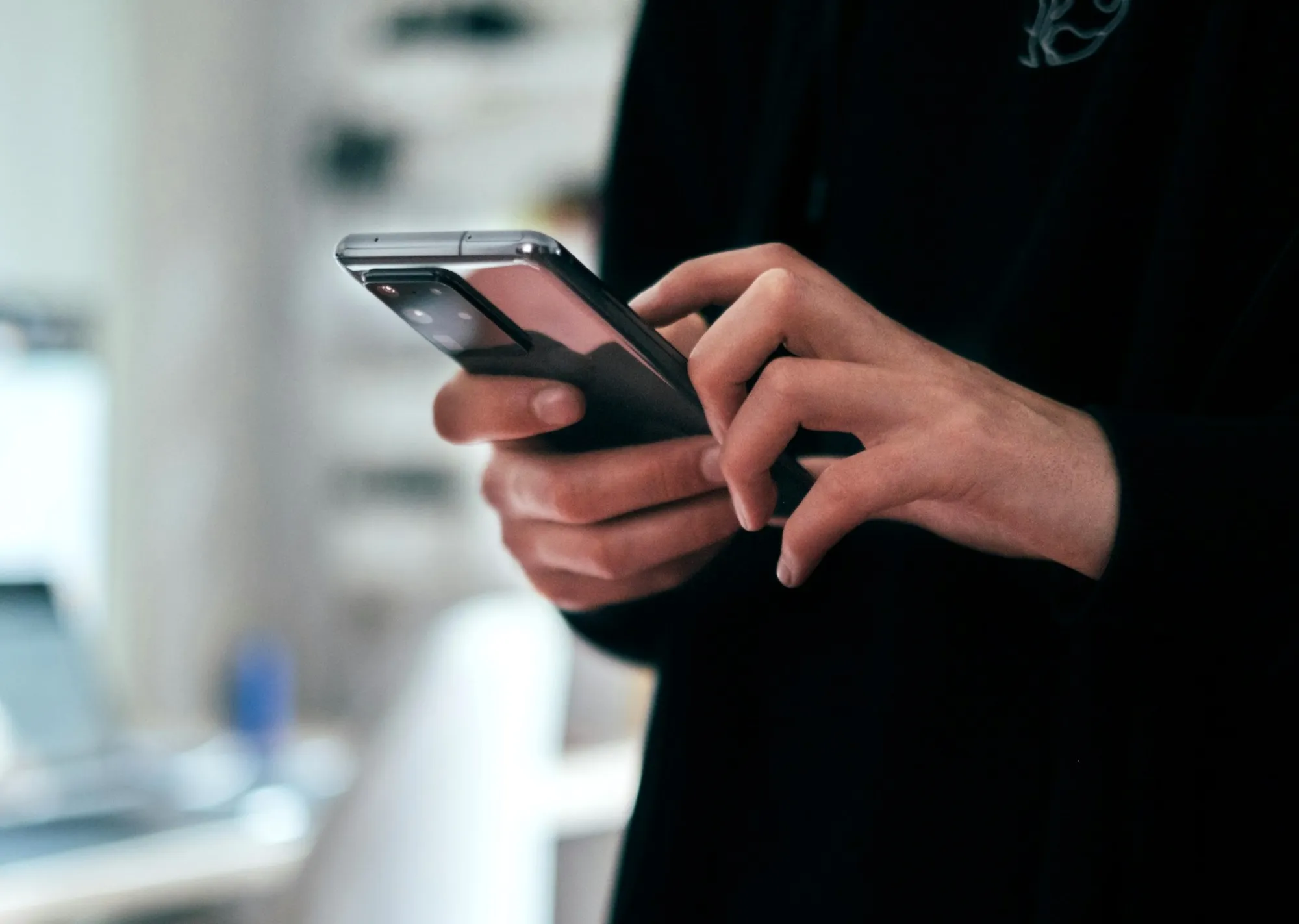 Thị Trưởng Muốn Giới Hạn Người Dân Chỉ Dùng Smartphone 2 Tiếng Mỗi Ngày