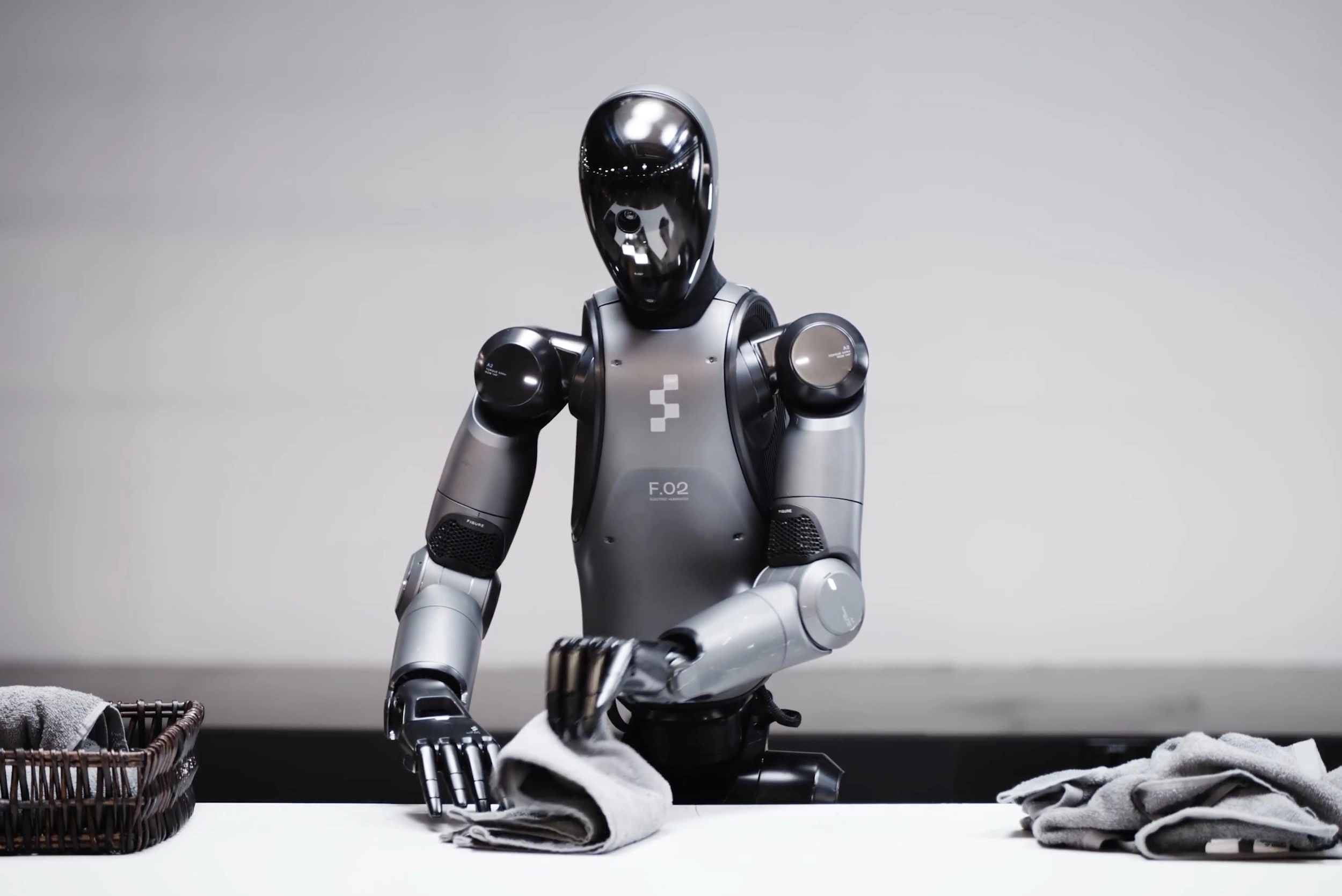 "Họ Sẽ Không Giống Con Người": Tương Lai Kỳ Lạ Của Robot Hình Người