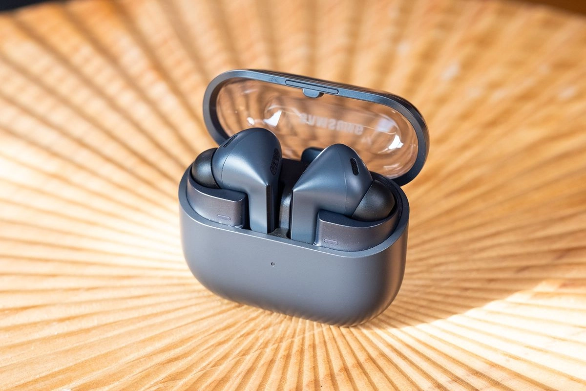 Đánh Giá Galaxy Buds 3 FE: Tai Nghe "Fan Edition" Của Samsung