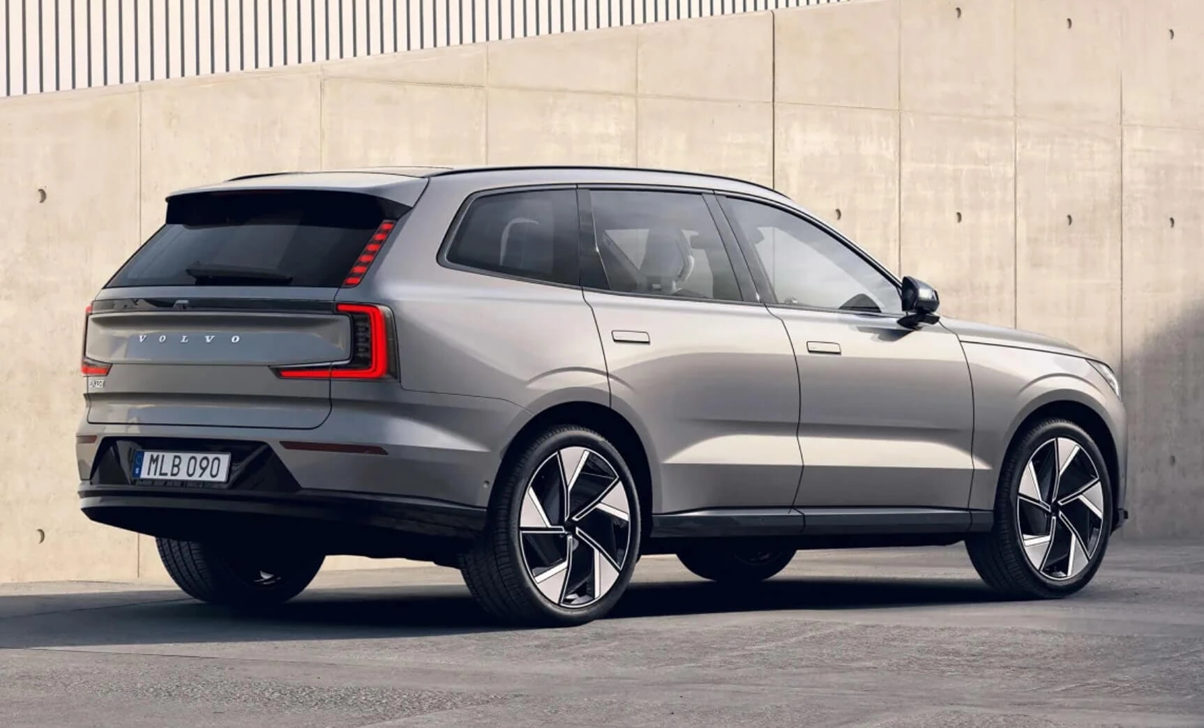 Tin Vui Cho Chủ Xe Volvo EX90: Nâng Cấp Dual Nvidia Orin Không Tốn Phí