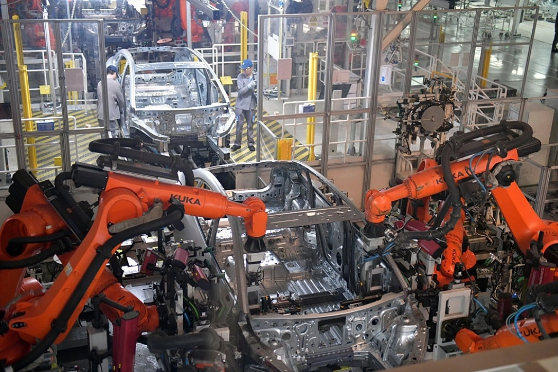 Google DeepMind Phát Triển AI Tự Động Lập Trình Robot Sản Xuất Trong Vài Giây