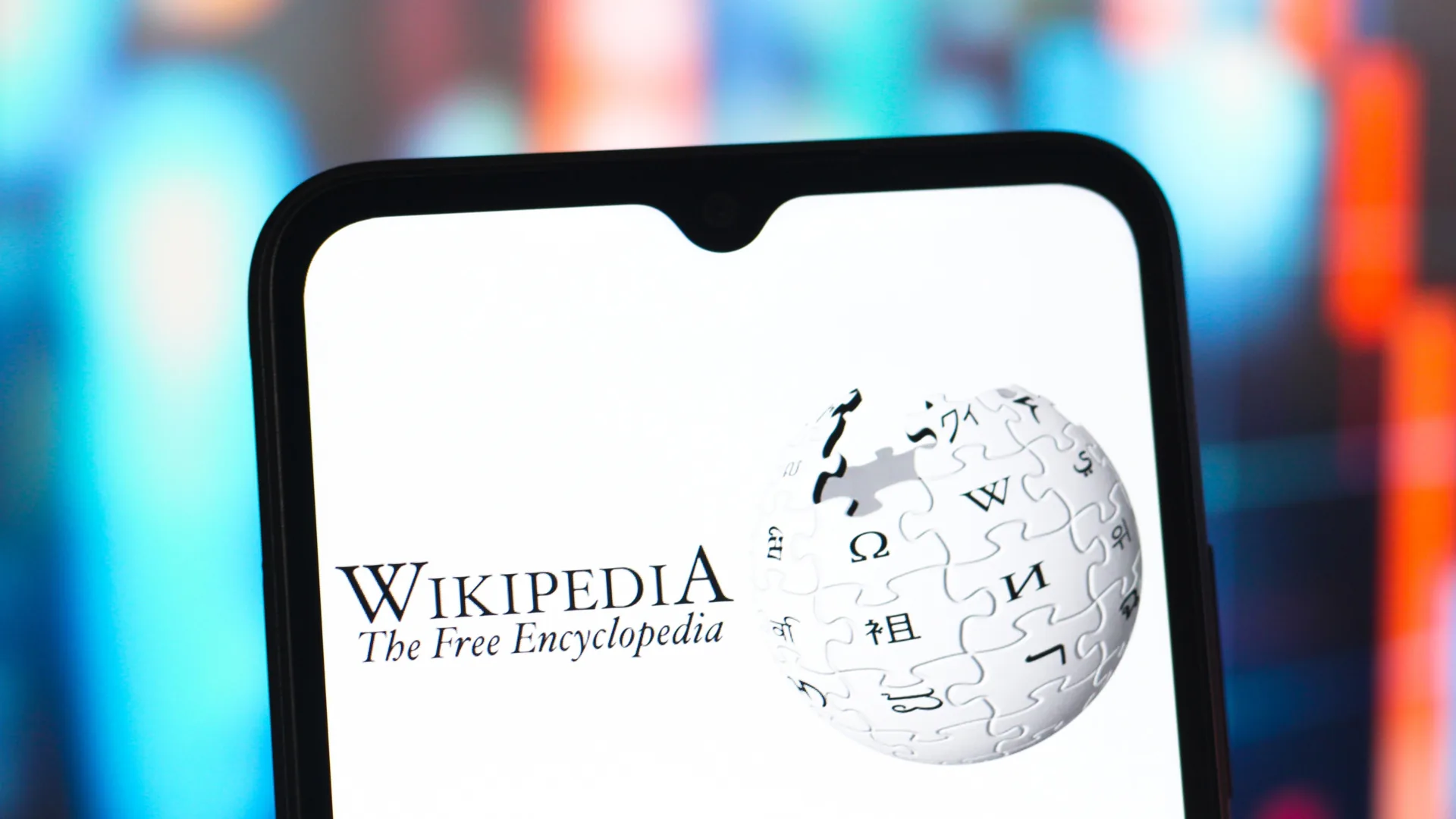 Wikipedia Mất 8% Lượng Truy Cập Do Tác Động Của AI