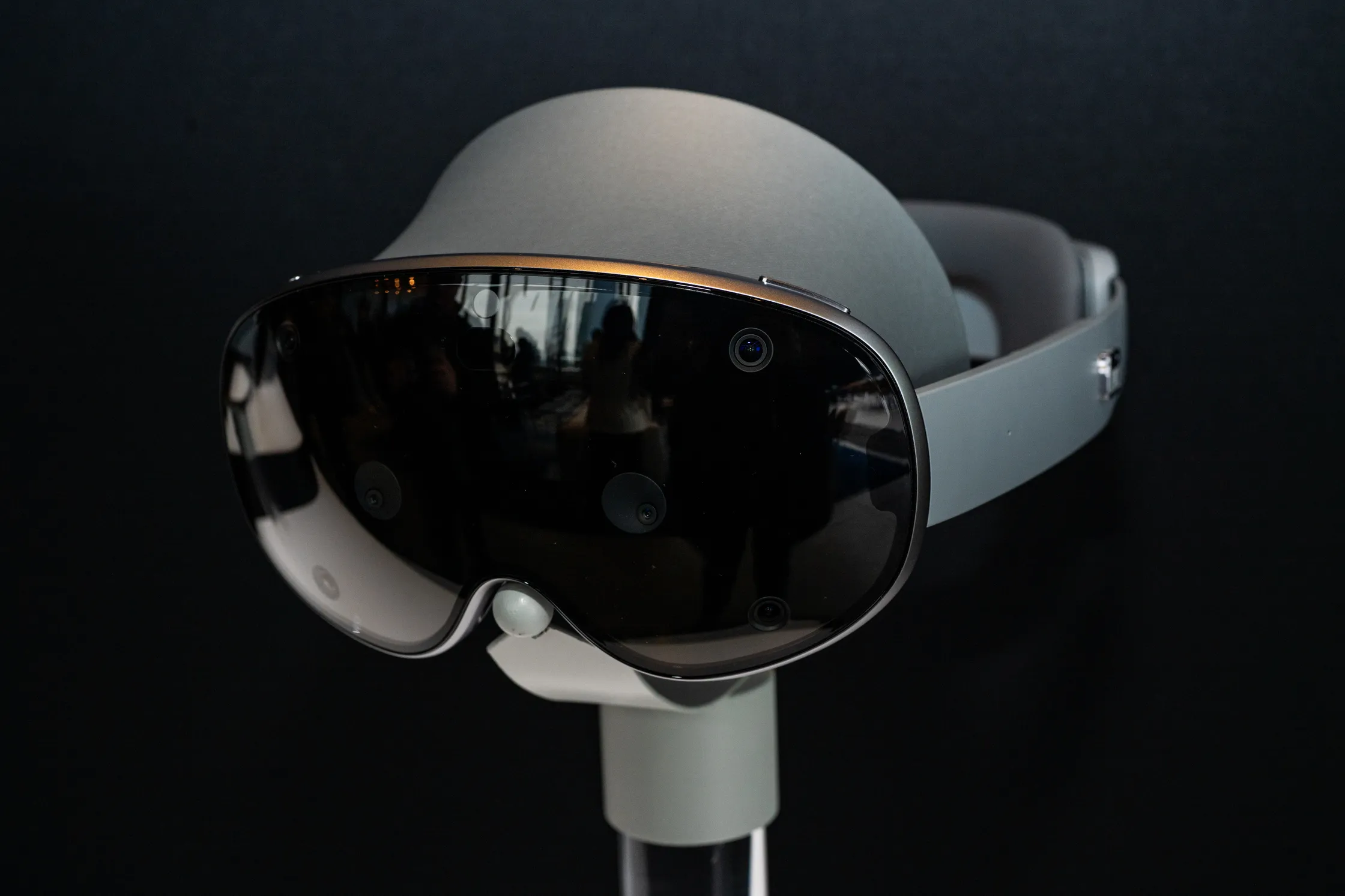 Tai Nghe Galaxy XR Với Trợ Lý Gemini Cạnh Tranh Với Vision Pro