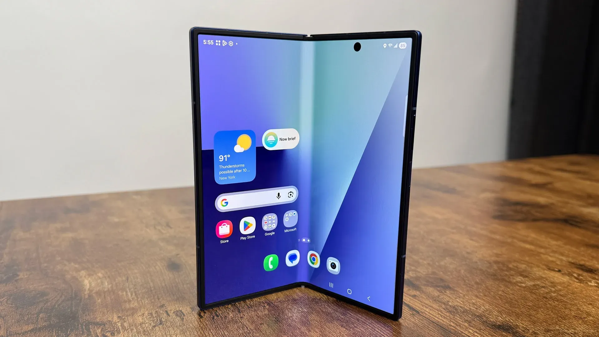 Samsung Galaxy Trifold: Tin Đồn Mới Về Ngày Phát Hành Sắp Tới