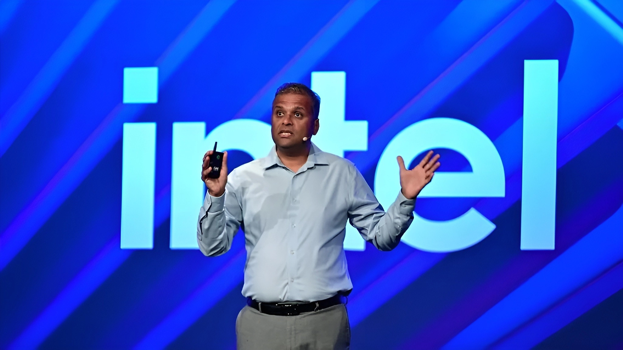 Giám Đốc AI Của Intel Sachin Katti Bị OpenAI "Cướp Mất"